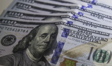 Dólar sobe com incerteza comercial, mas permanece abaixo de R$ 5,40