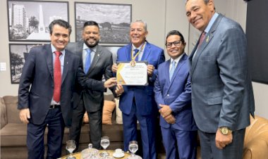 Marco Santullo recebe Medalha “Destaques da Década – Juvêncio César da Fonseca”