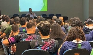 Cursinho gratuito tem 250 vagas para ‘aulão’ preparatório de redação do Enem 2026