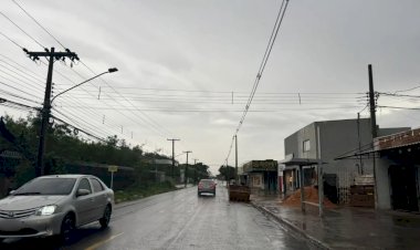 Campo Grande amanhece chuvosa e registra acumulado de 31,6 mm nas últimas 3 horas